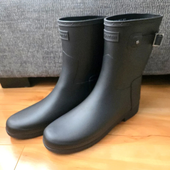 Hunter Original Refined Short Black Rain Boots size 10